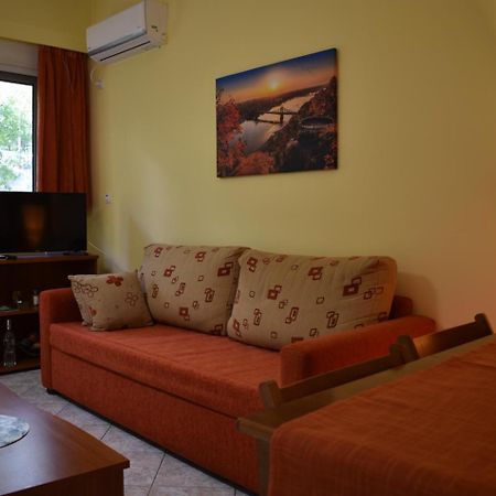 Zoe'S Apartment Bright&Cozy Atenas Exterior foto