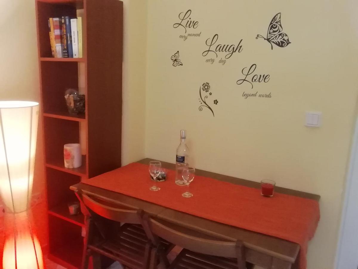 Zoe'S Apartment Bright&Cozy Atenas Exterior foto